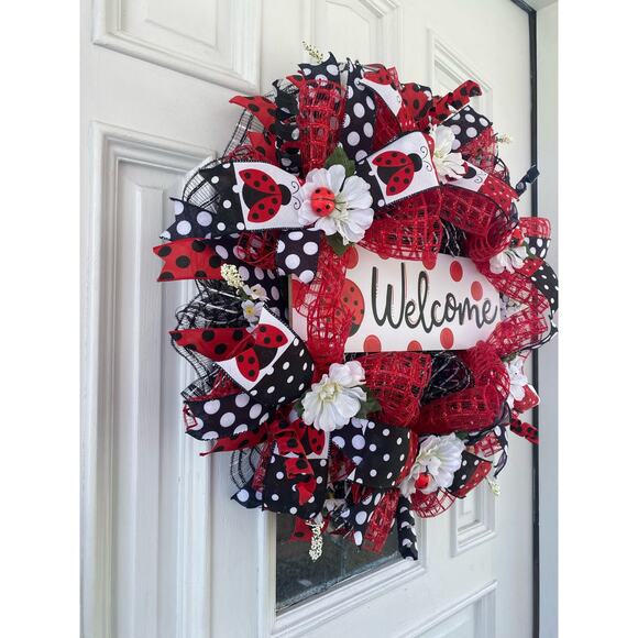 Ladybug Welcome Wreath – Handmade Red & Black Deco Mesh Door Decor with Florals - Picture 6 of 9